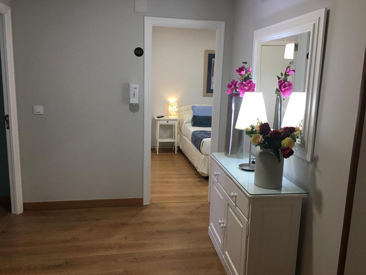 Hostal Restaurante Alarico 알라리즈 외부 사진