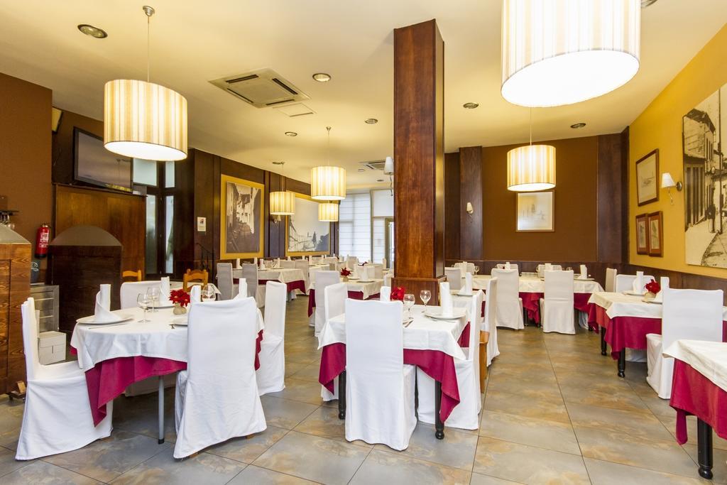 Hostal Restaurante Alarico 알라리즈 외부 사진